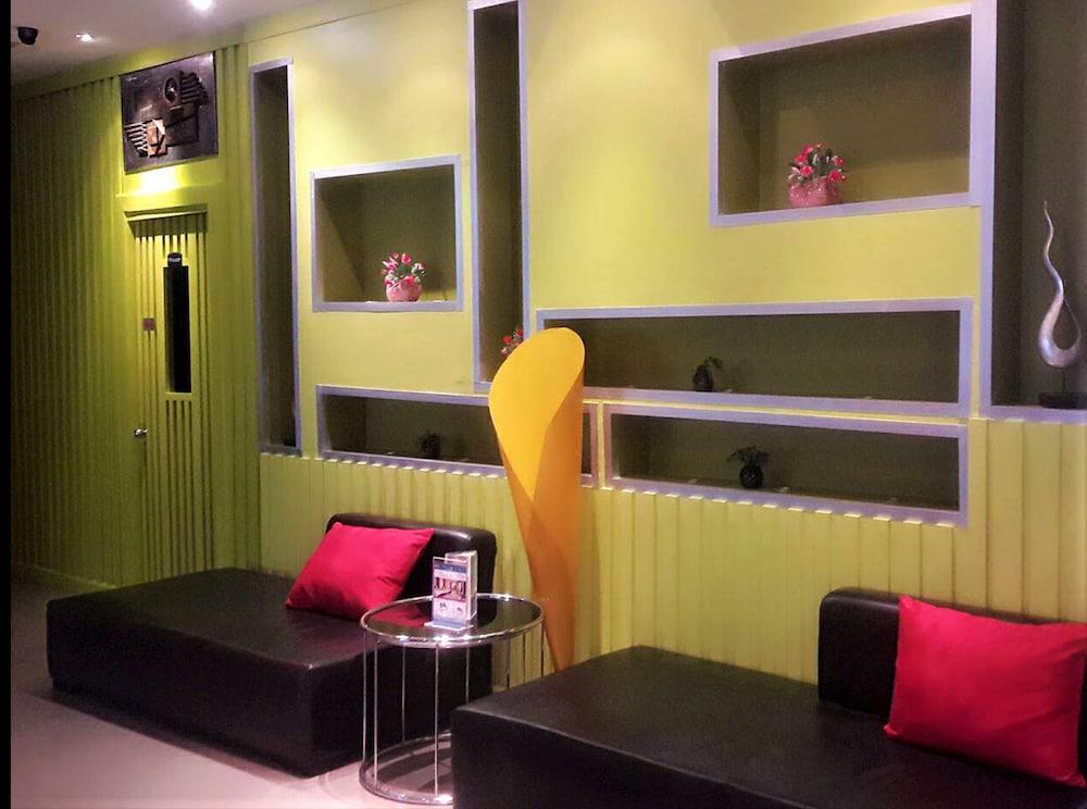 מלון Pattaya Loft מראה חיצוני תמונה